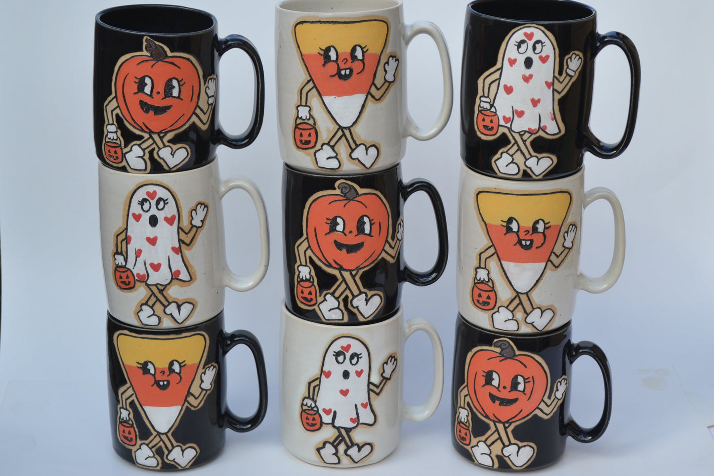 Retro Ghost Mug Black