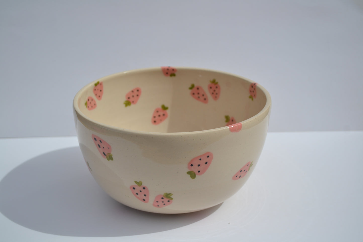Strawberry Serving Bowl Medium