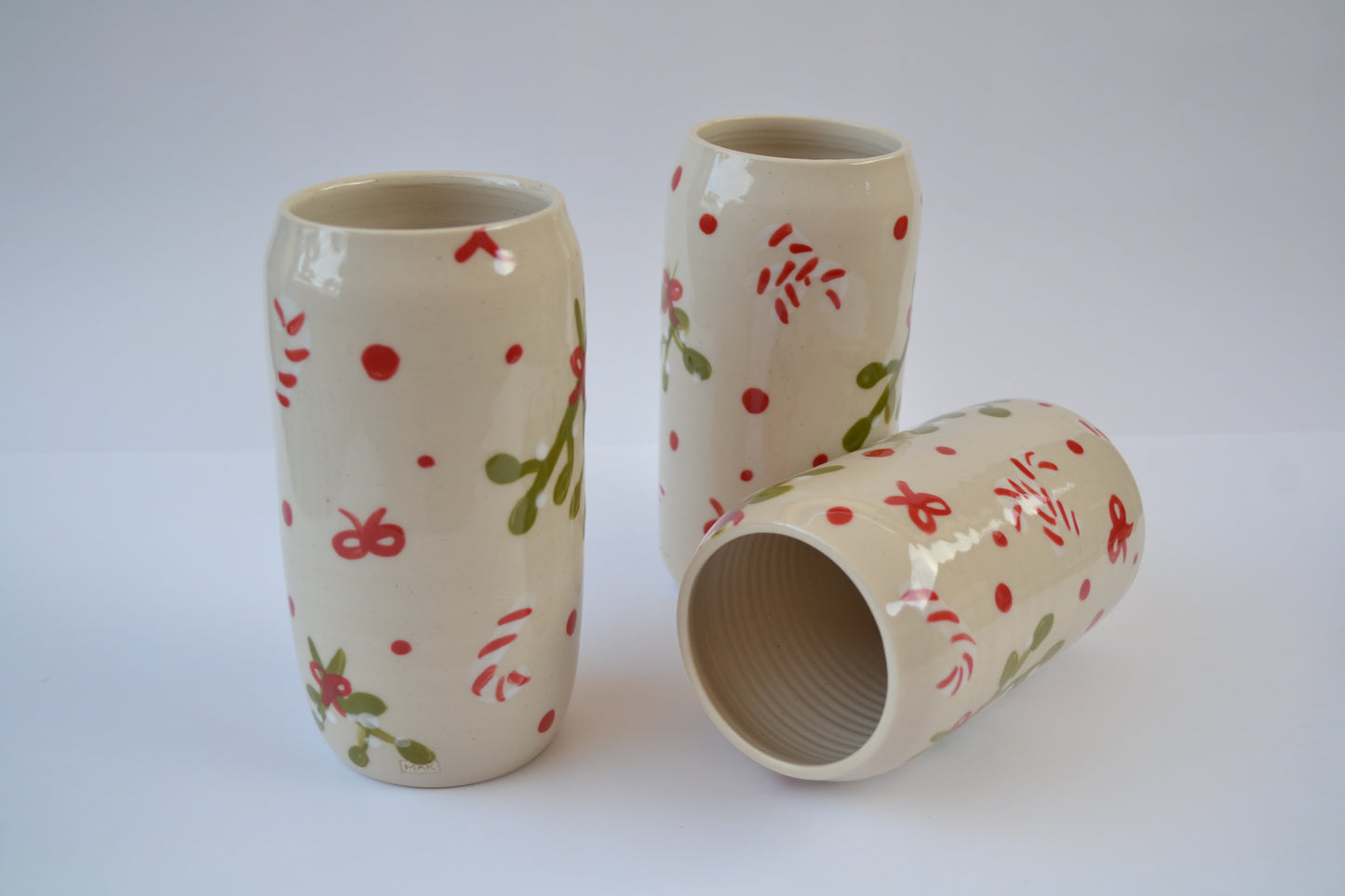 Mistletoe & Bows Emilie Cup