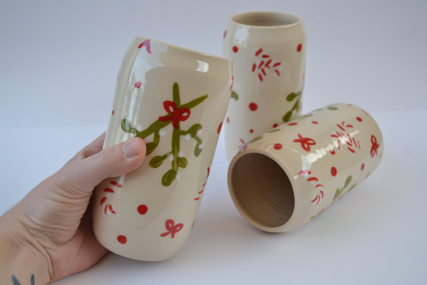 Mistletoe & Bows Emilie Cup