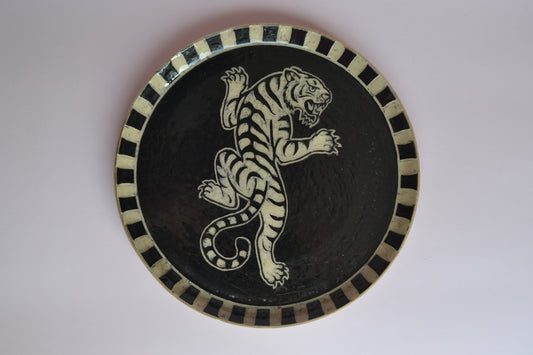 Traditional Tiger Plate