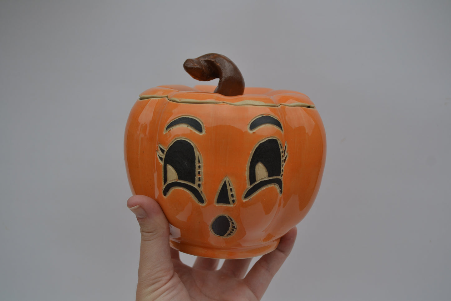 Retro Pumpkin Jars