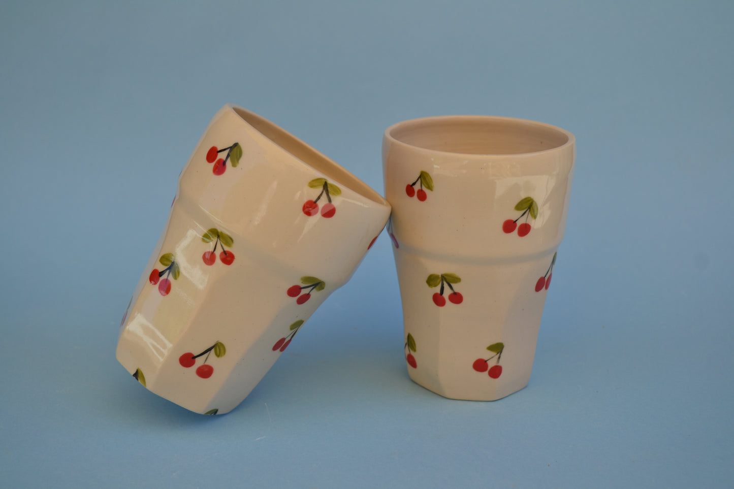 Cherry Facetted Cup